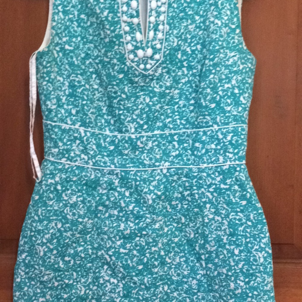 Dress - Picture 3 of 4